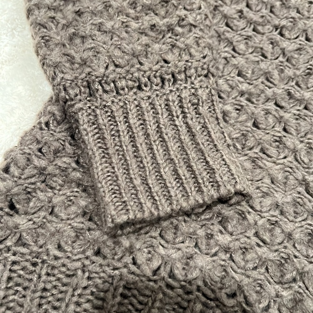 Free People Sweater - Picture 3 of 4